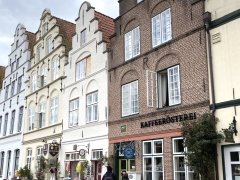 giebelh&auml;user am markt
