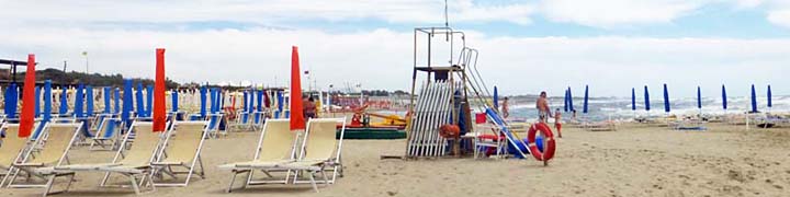 strand bei viareggio